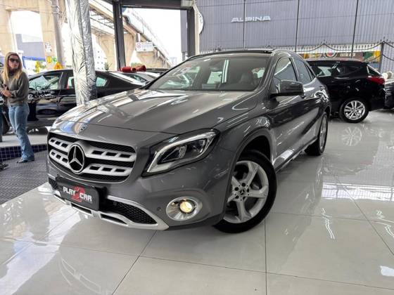 MERCEDES-BENZ GLA 200 1.6 CGI FLEX ENDURO 7G-DCT MERCEDES-BENZ GLA 200 1.6 CGI FLEX ENDURO 7G-DCT